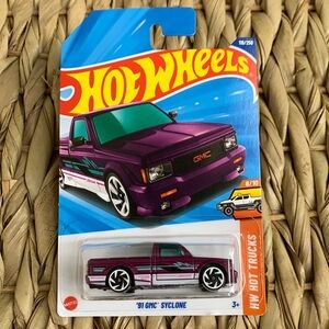 1991 91 GMC Syclone Purple Truck Hot Wheels Pickup GM Hotwheels New 2025